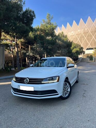 Volkswagen Jetta-2