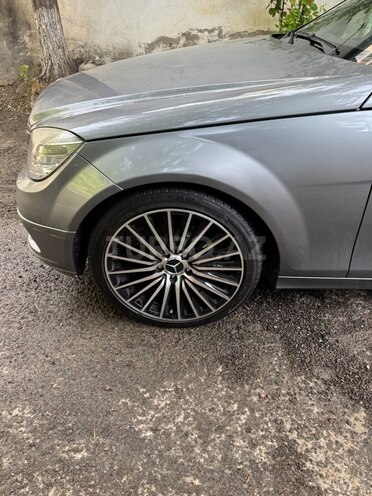 Mercedes C 220 d 2008, 358,000 km - 2.2 л - Bakı