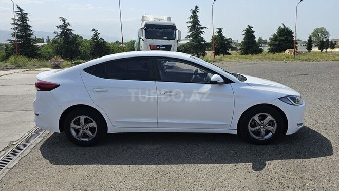 Hyundai Elantra 2016, 155,000 km - 1.6 l - Gəncə