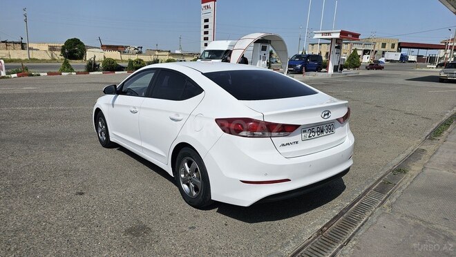 Hyundai Elantra 2016, 155,000 km - 1.6 l - Gəncə
