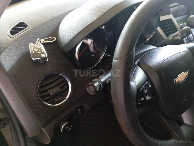 Chevrolet Cruze 2015, 292,912 km - 1.4 l - Goranboy