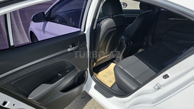 Hyundai Elantra 2016, 155,000 km - 1.6 l - Gəncə