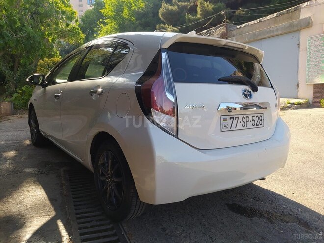 Toyota Aqua 2017, 138,000 km - 1.5 l - Bakı