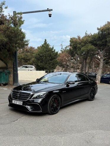 Mercedes S 500-4