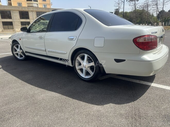 Nissan Maxima-7