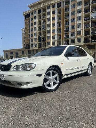 Nissan Maxima-4