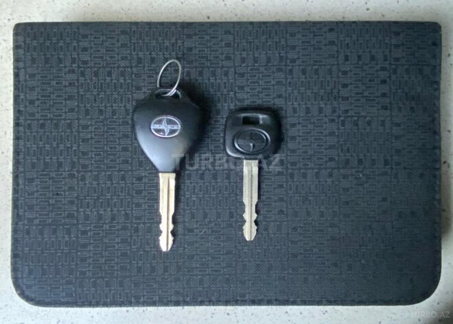 Toyota IQ 2014, 32,000 km - 1.3 l - Bakı