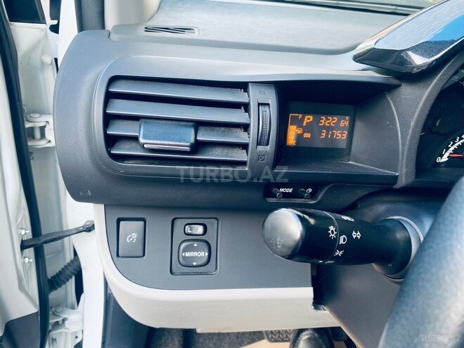 Toyota IQ 2014, 32,000 km - 1.3 l - Bakı