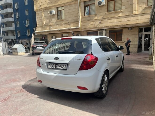 Kia Ceed 2008, 349,000 km - 1.6 л - Bakı
