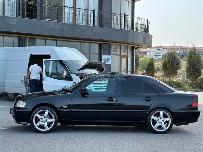Mercedes C 240 1998, 236,000 km - 2.4 l - Sumqayıt