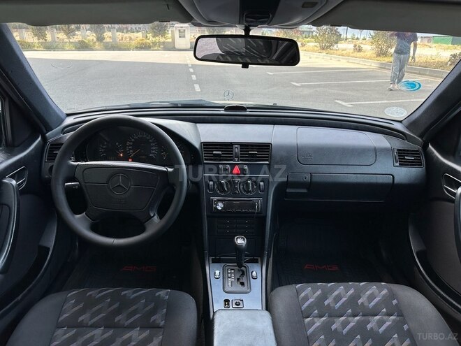 Mercedes C 240 1998, 236,000 km - 2.4 l - Sumqayıt