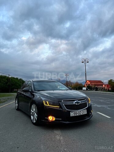 Chevrolet Cruze-1