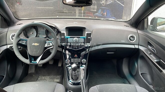 Chevrolet Cruze-8