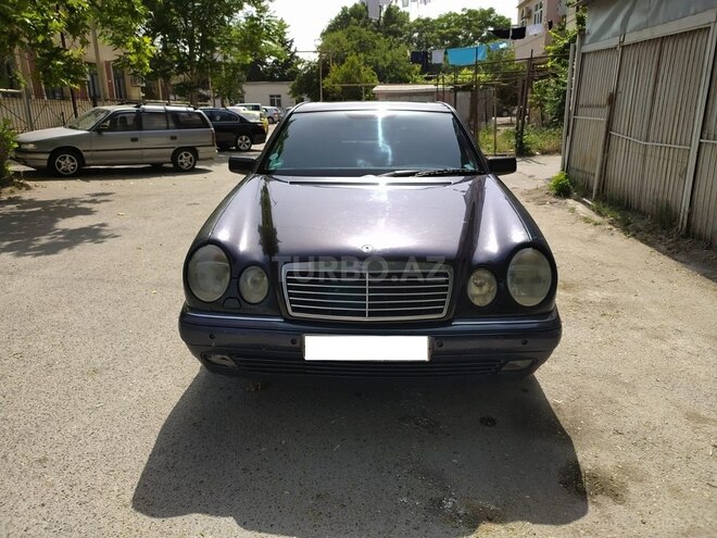 Mercedes E 240 1999, 560,000 km - 2.4 l - Bakı