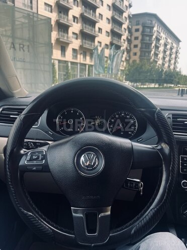 Volkswagen Jetta 2012, 74,000 km - 2.5 l - Bakı