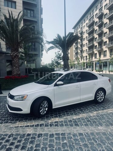 Volkswagen Jetta 2012, 74,000 km - 2.5 l - Bakı