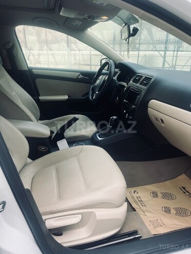 Volkswagen Jetta 2012, 74,000 km - 2.5 l - Bakı