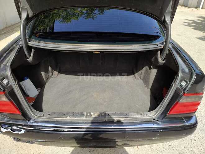 Mercedes E 240 1999, 560,000 km - 2.4 l - Bakı