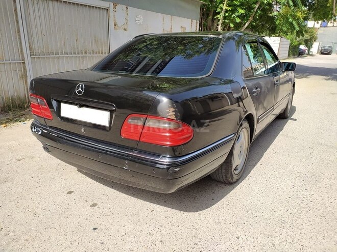 Mercedes E 240 1999, 560,000 km - 2.4 l - Bakı