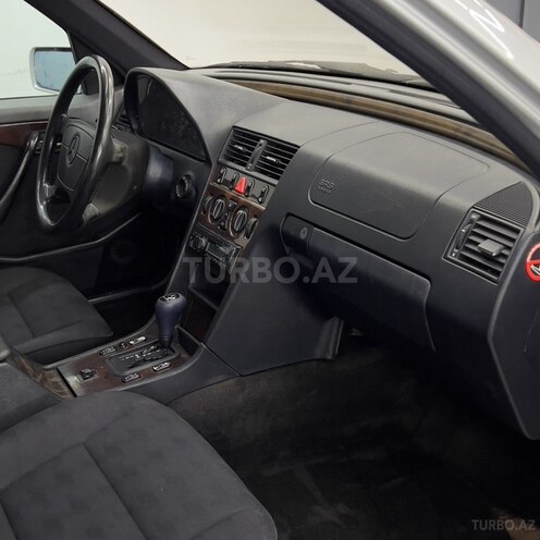 Mercedes C 180 1996, 258,011 km - 1.8 л - Sumqayıt