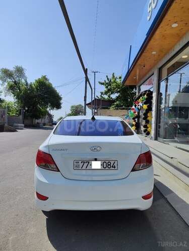 Hyundai Accent 2017, 200,796 km - 1.6 l - Bakı