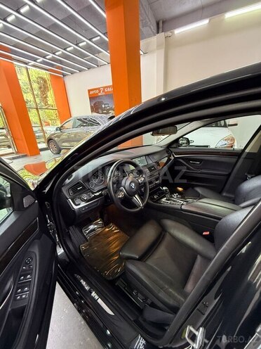 BMW 528-8