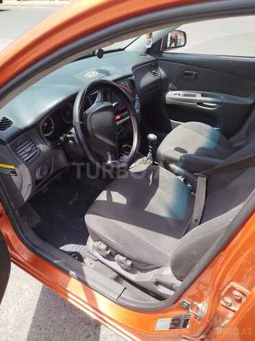 Kia Rio 2006, 95,000 km - 1.4 l - Göyçay