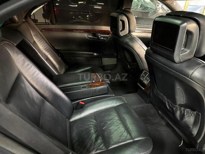 Mercedes S 500-13