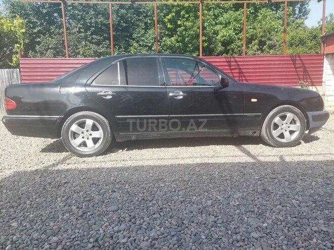 Mercedes E 300 1997, 560,512 km - 3.0 l - Beyləqan