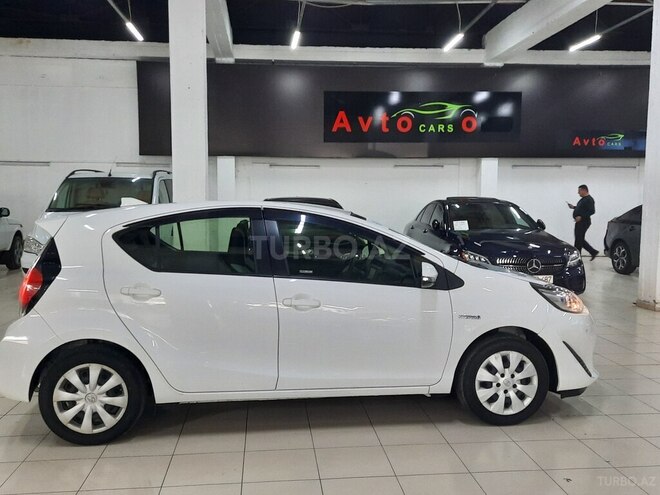 Toyota Aqua 2017, 133,000 km - 1.5 l - Bakı