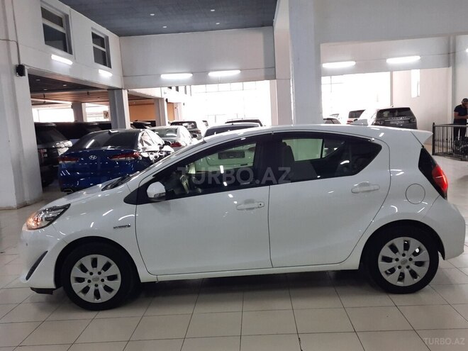 Toyota Aqua 2017, 133,000 km - 1.5 l - Bakı
