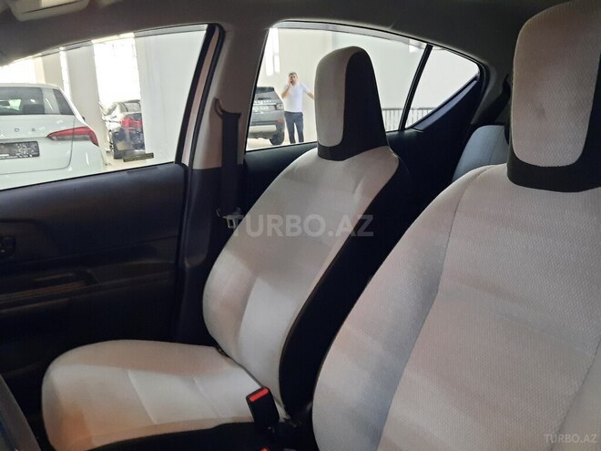 Toyota Aqua 2017, 133,000 km - 1.5 l - Bakı