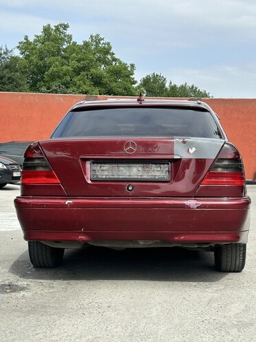 Mercedes C 180 1999, 196,000 km - 1.8 l - Gəncə