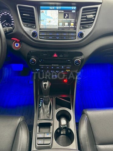 Hyundai Tucson-11