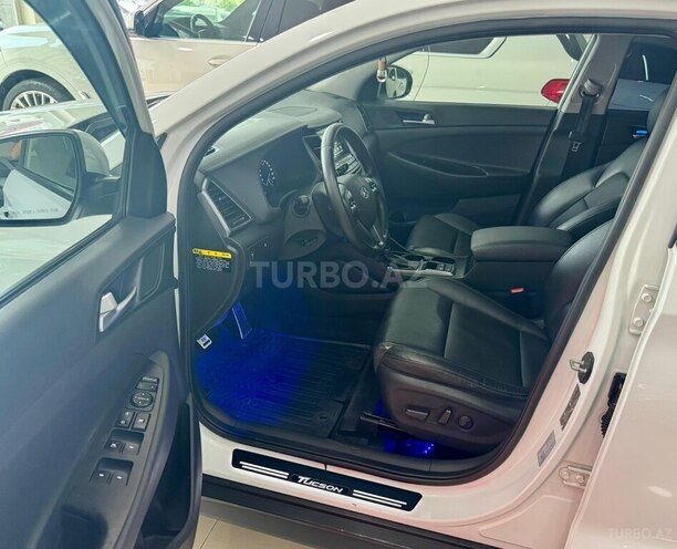 Hyundai Tucson-15