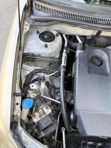 Toyota Corolla 2007, 355,298 km - 1.4 l - Mingəçevir