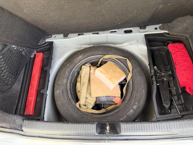 Toyota Corolla 2007, 355,298 km - 1.4 l - Mingəçevir