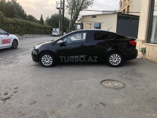 Kia Rio 2011, 418,000 km - 1.4 л - Bakı