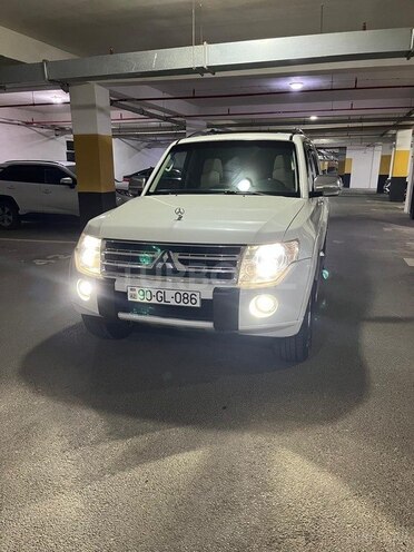 Mitsubishi Pajero 2010, 201,000 km - 3.5 l - Bakı