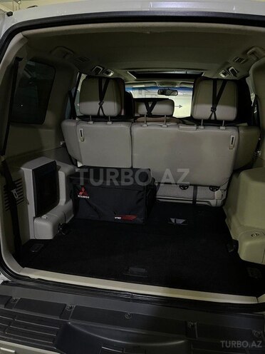 Mitsubishi Pajero 2010, 201,000 km - 3.5 l - Bakı