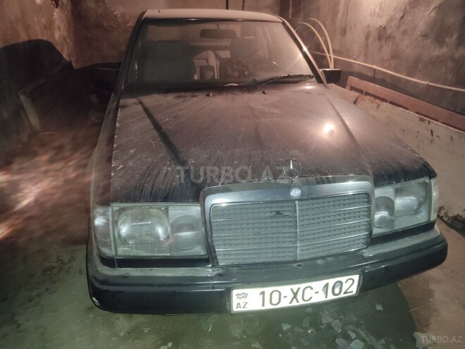 Mercedes E 200 d 1989, 370,000 km - 2.0 l - Bakı