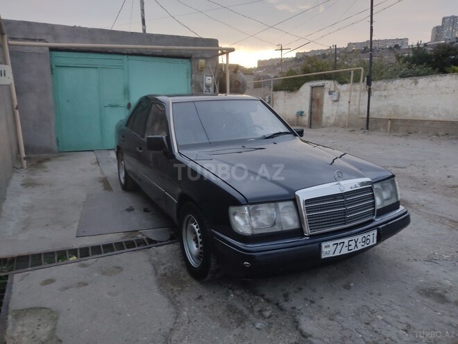 Mercedes E 200 d 1989, 370,000 km - 2.0 l - Bakı