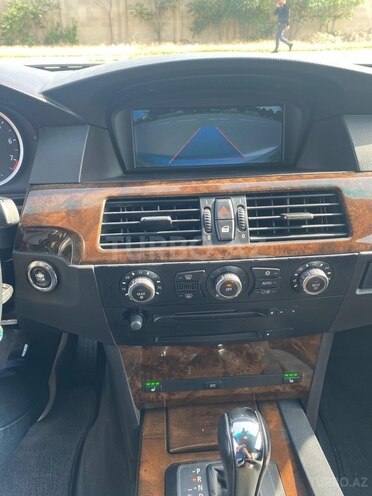 BMW 525-7
