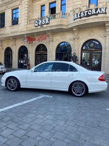 Mercedes E 350 2008, 213,565 km - 3.5 l - Bakı