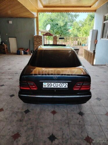 Mercedes E 220 d 2000, 427,012 km - 2.2 l - Ağstafa