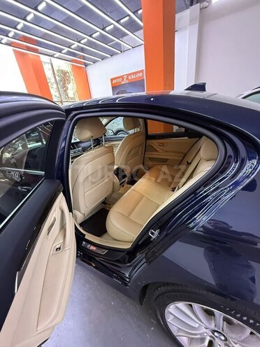BMW 520-11
