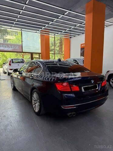 BMW 520-6