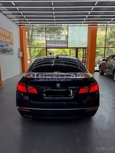BMW 520-8