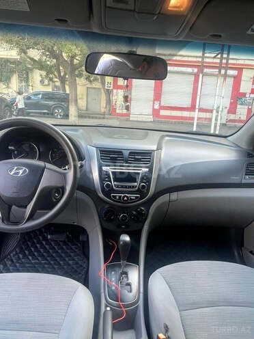 Hyundai Accent 2015, 160,000 km - 1.6 l - Bakı