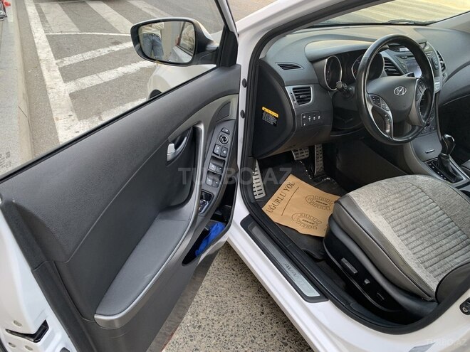 Hyundai Avante 2015, 181,610 km - 1.6 l - Bakı